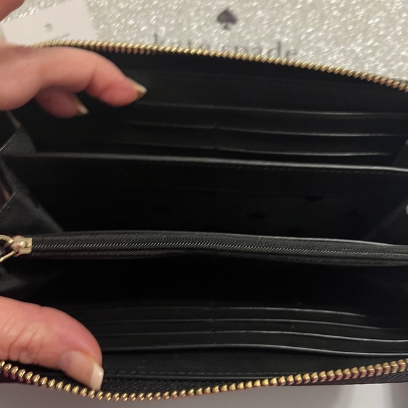 Kate Spade ♠️ black wallet, glitter with gold detail Christmas gift New Years - Picture 3 of 16